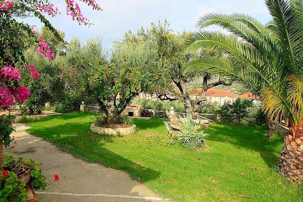 Yannis' Village كيري الغرفة الصورة